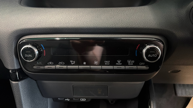 Mazda 2 Hybrid 1.5i Hybrid Homura 5dr CVT Hybrid Hatchback - Image 29
